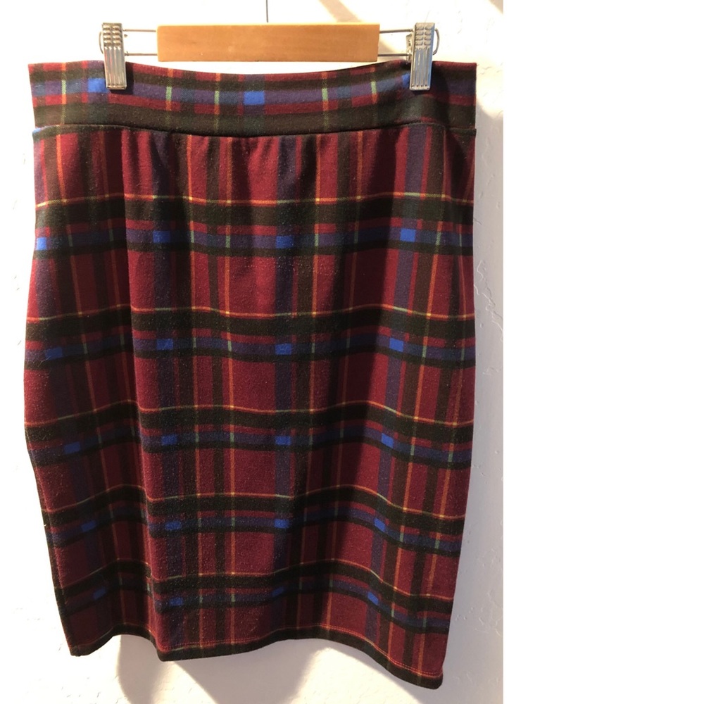 Stretchy Plaid Skirt (stitch fix)